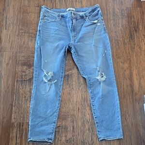 Abercrombie & Fitch, The Super Skinny High Rise - 33/16s